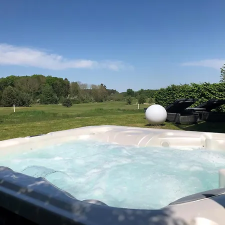 Luxus_eg_fewo Tee One Apartman *